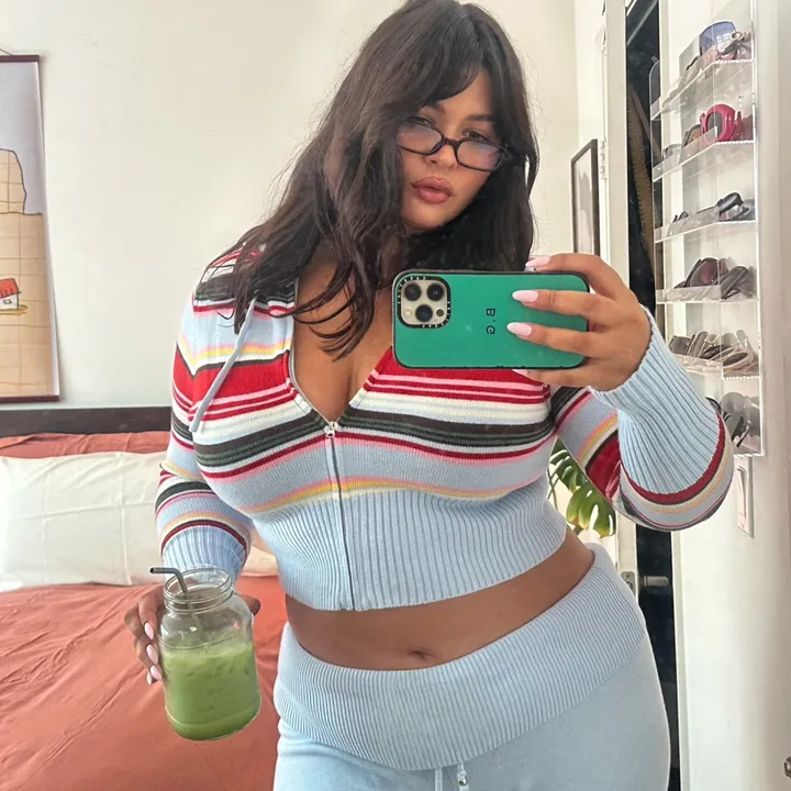 @bellaagolden