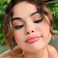 thiccselena