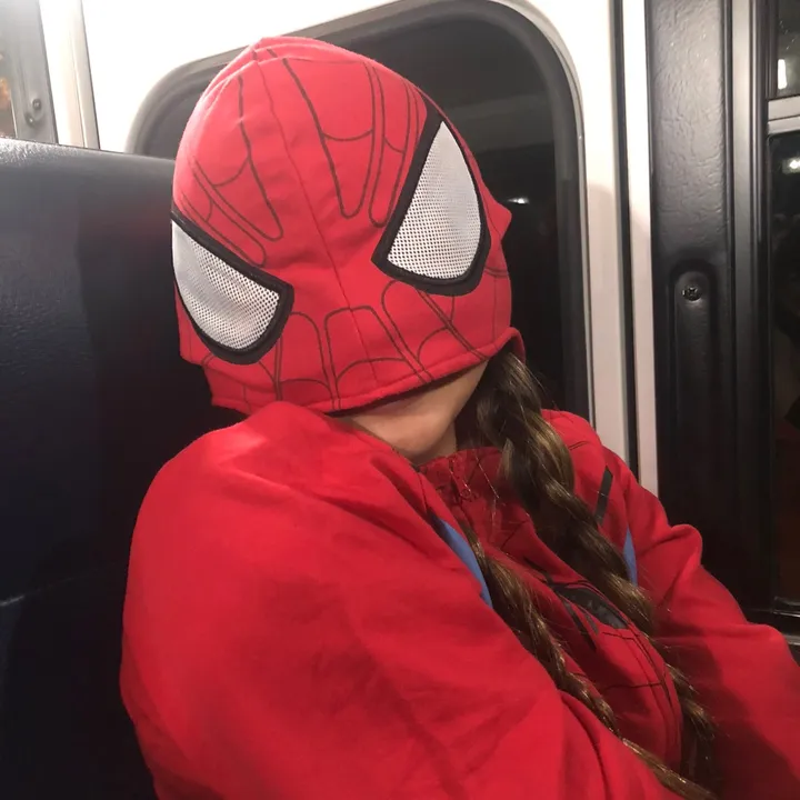 @tom_hollandwife