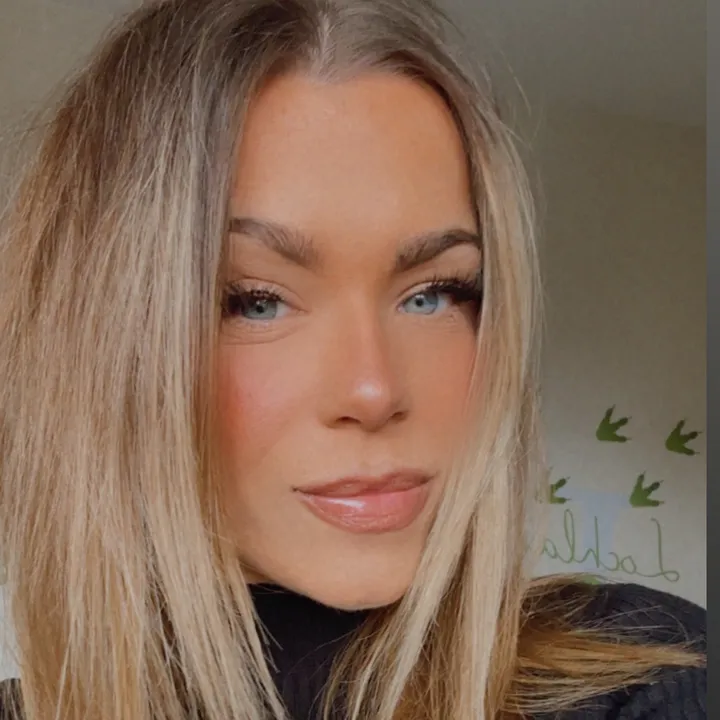 nellie_campbell_t
