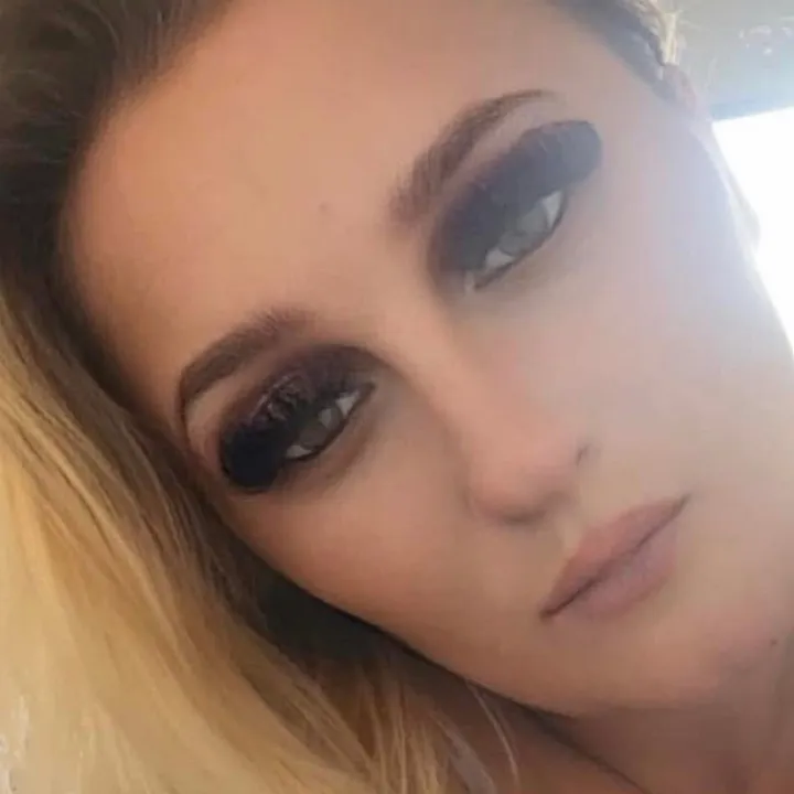 @nicolehoward067