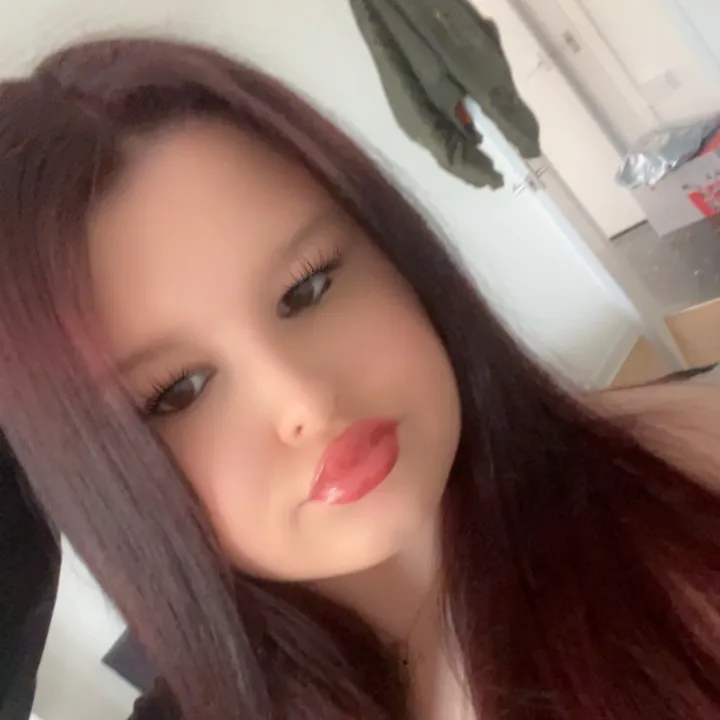 @t0tallyn0t.zee