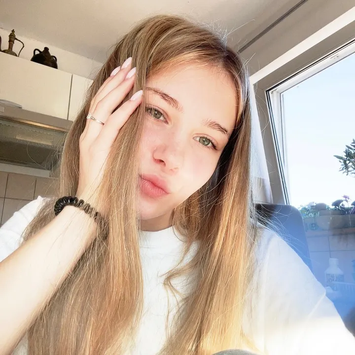 viv_meow