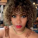 @nellypforbes