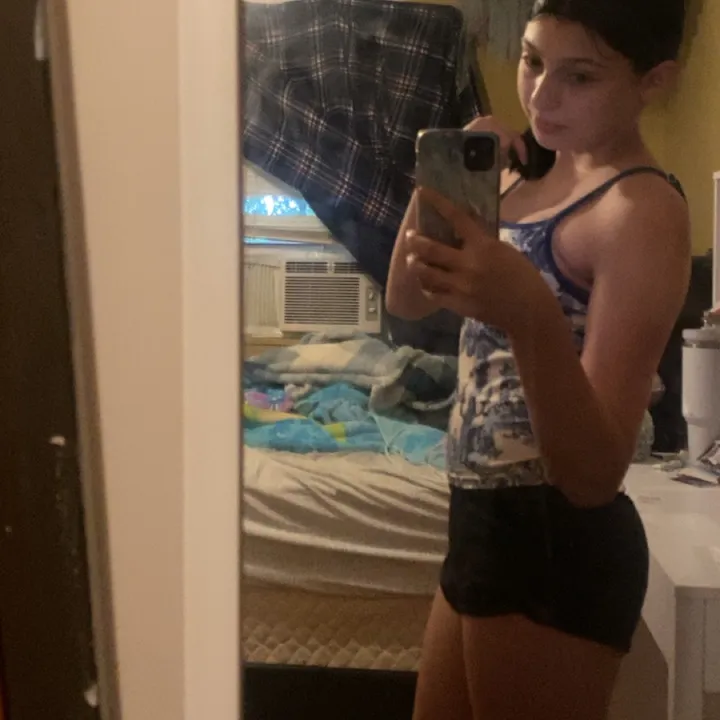 @emilyduh4