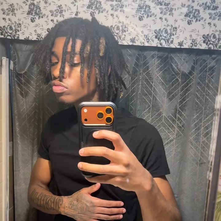 @yaboicell_