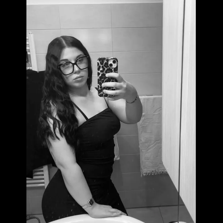 taniacarolini_