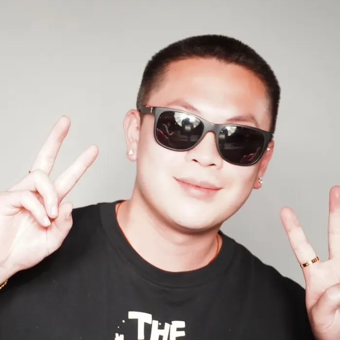 @thejeffreyhuang