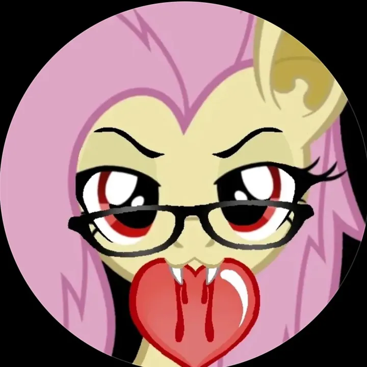 @kitty_cupcake_cult
