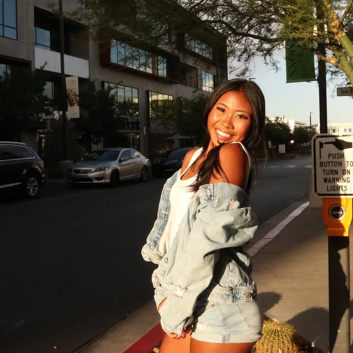 roxannemaealibinn