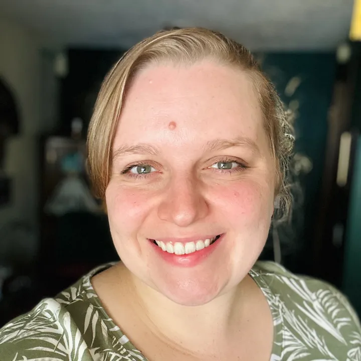 nixiefinnauthor