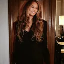 @grandeknowles