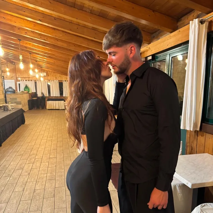 @vanessalanna___
