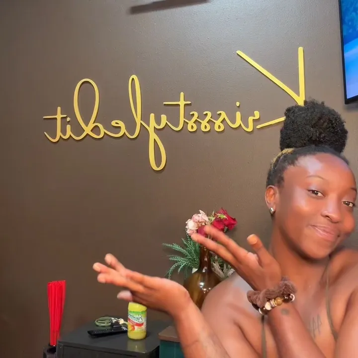 @krissstyledit_