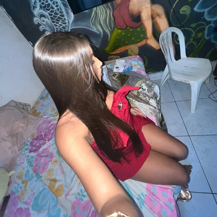 @the.elisaaa