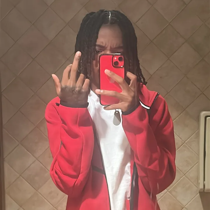 @jsodifferent0