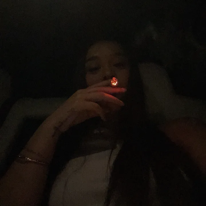 @skyyyylaaarr