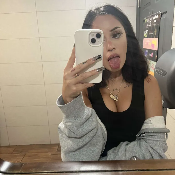@itstoribear6