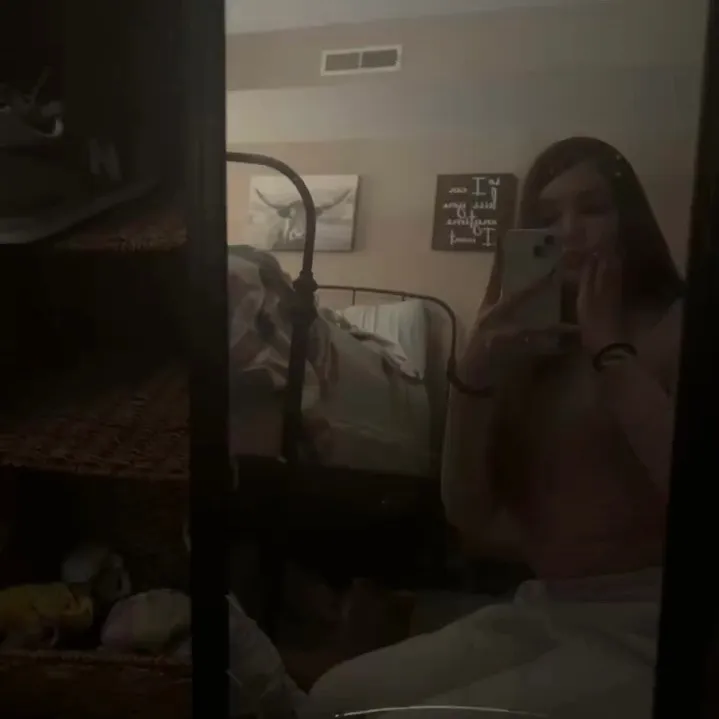@unknown.61633