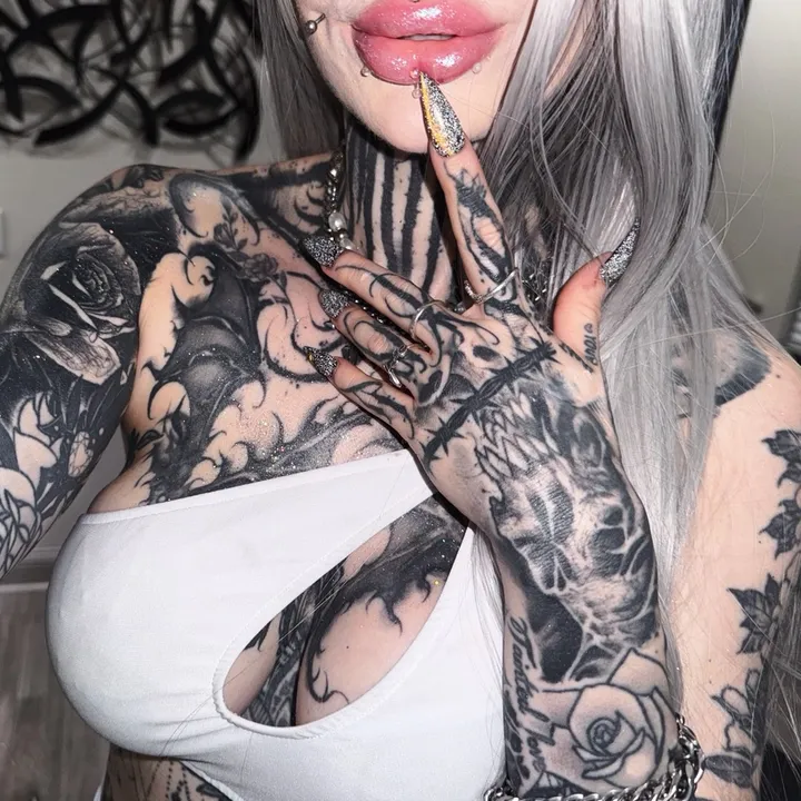 xocoffinshorty