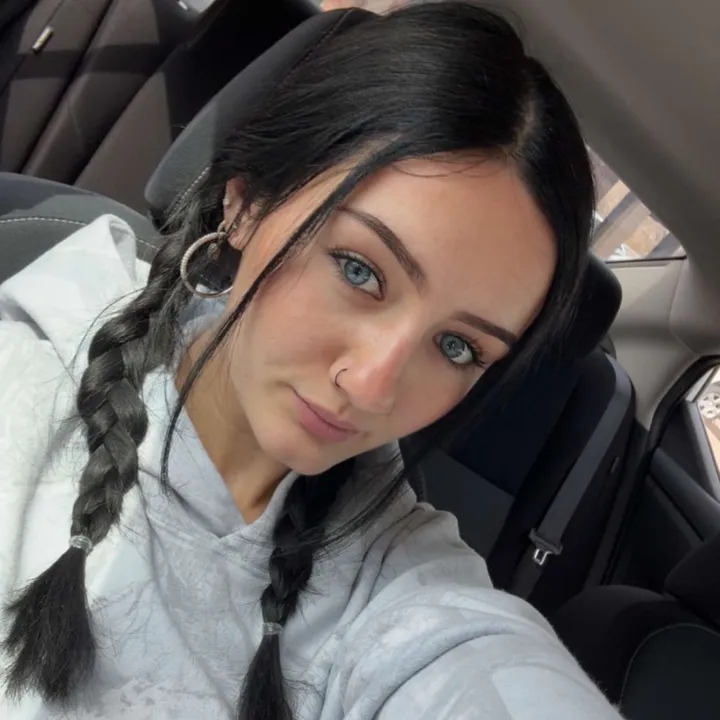 @cassandrazurcher