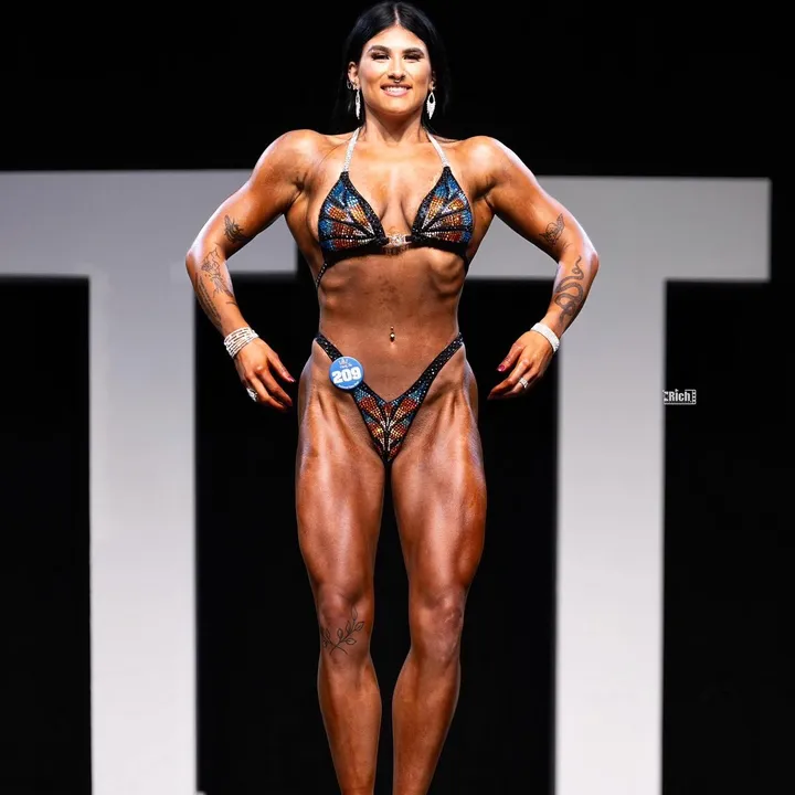 ella_m00re.fit