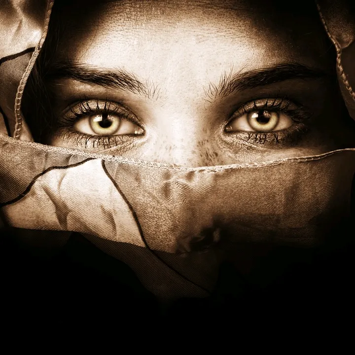 femaleobscura