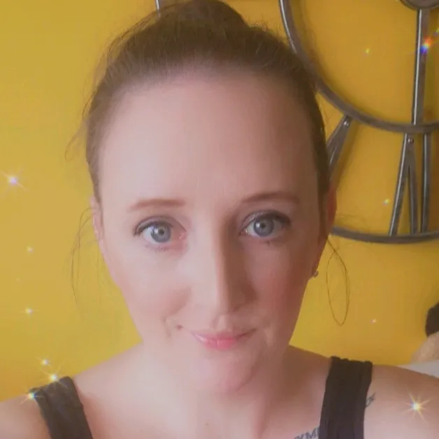 @stephie_1984