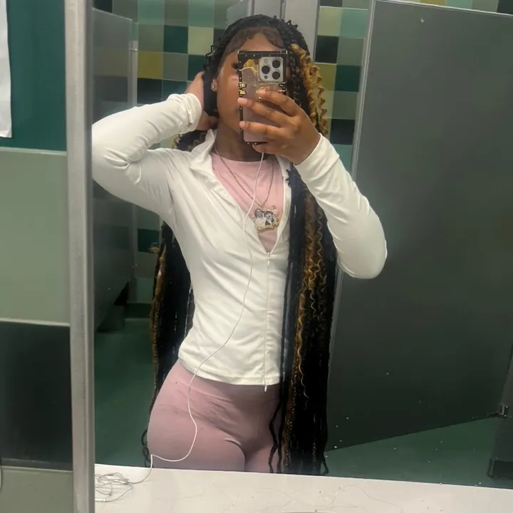 @karie3._