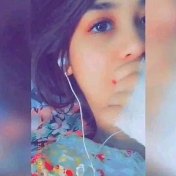 @zidi__girl8