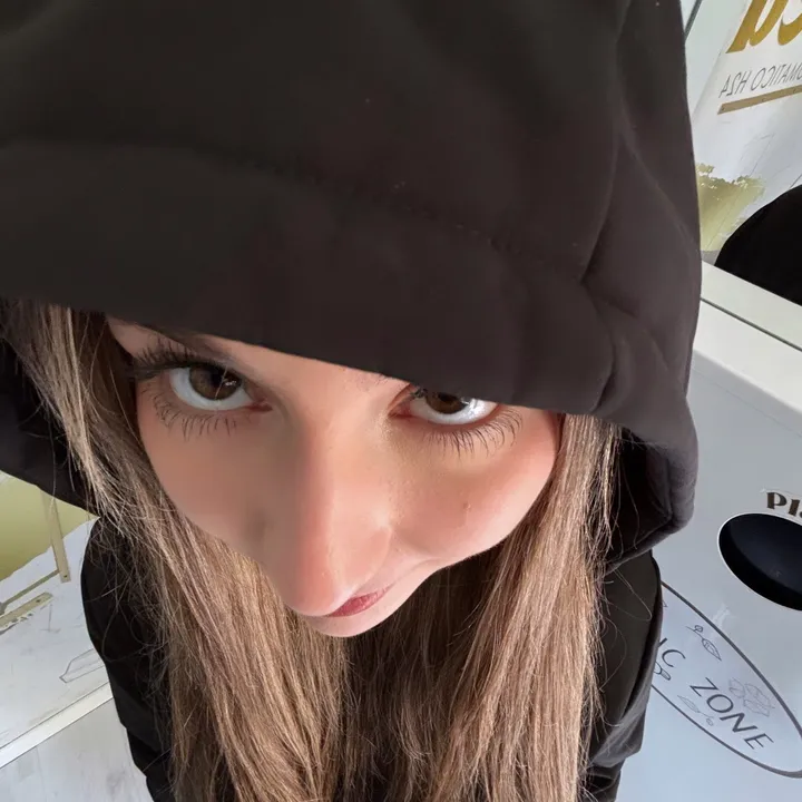 @_stellaspam__