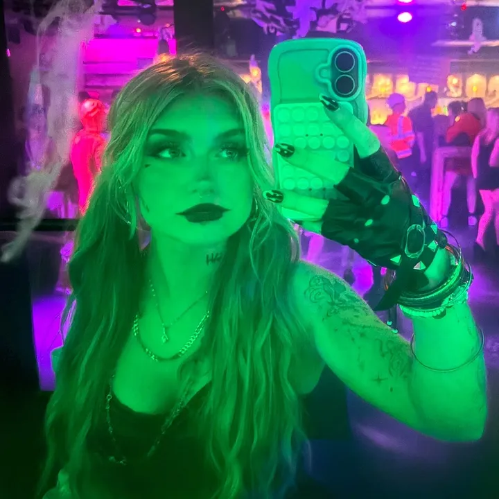 scarlett.fev3r