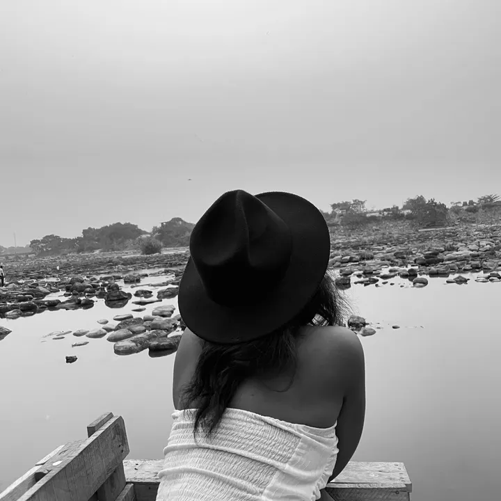 1405_esther