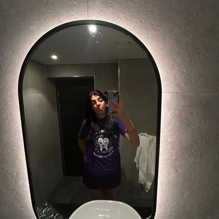 therealbadgalrhirhi