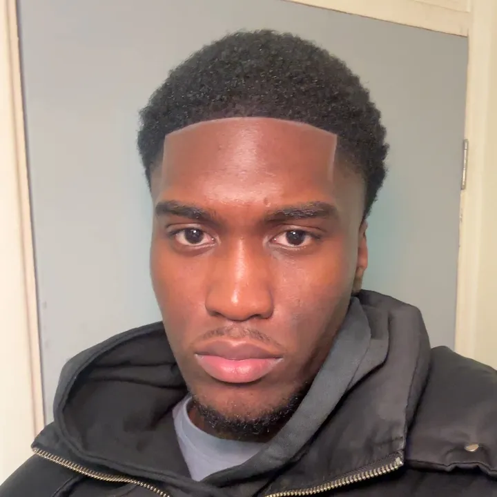 valentino_jayy