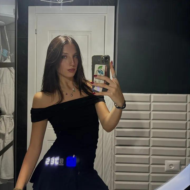 @valezezzaa