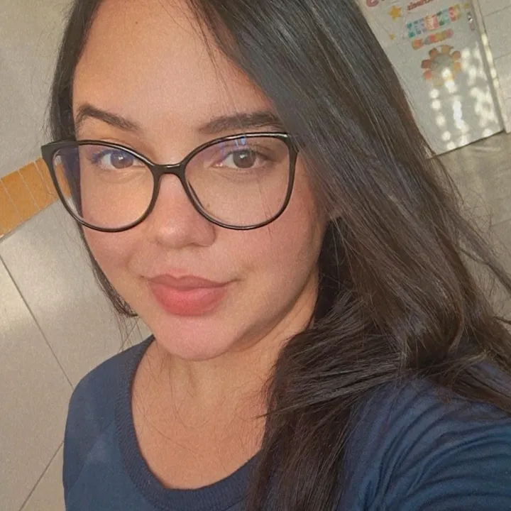 @franciellyassiz