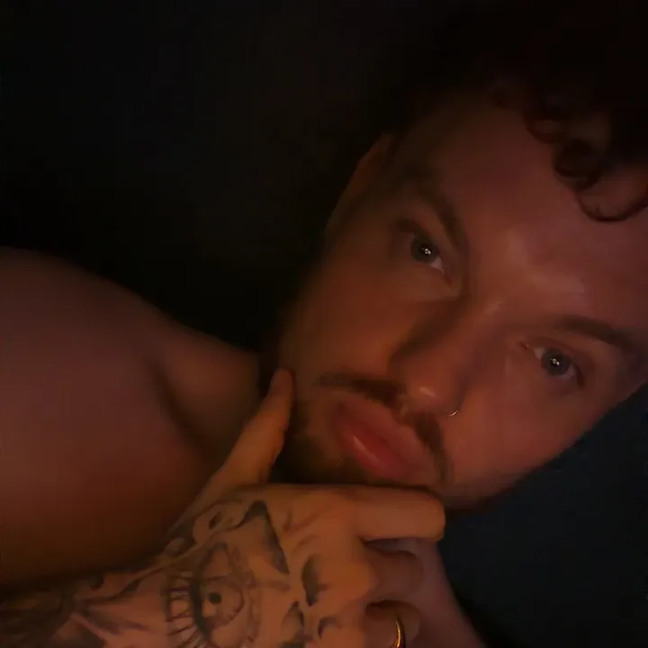 @partyboytarot
