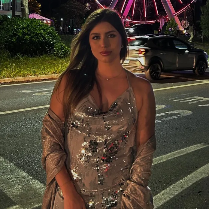 @laura_savian