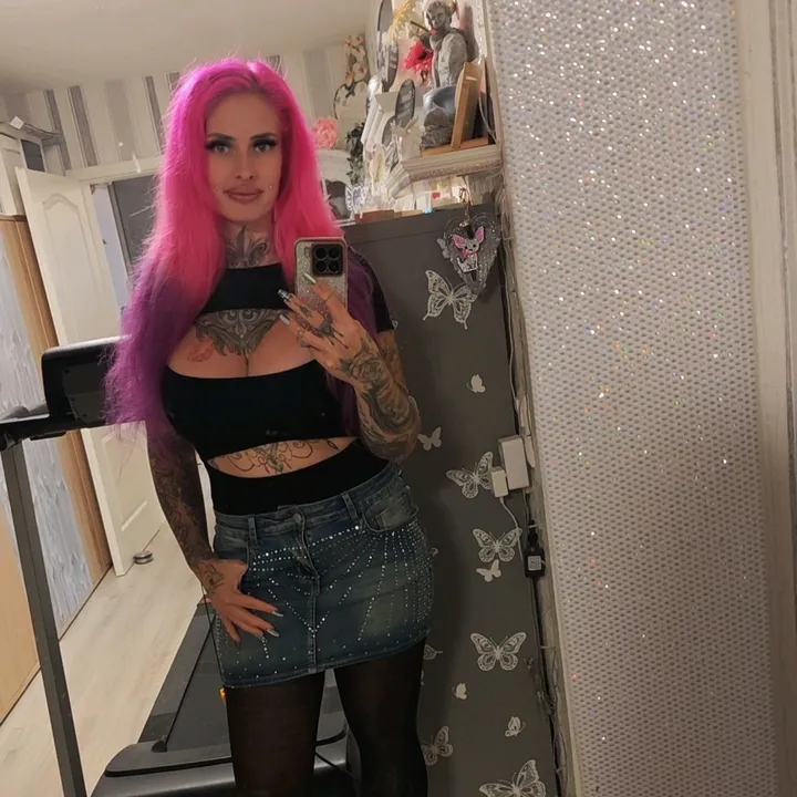 curvyanni_official