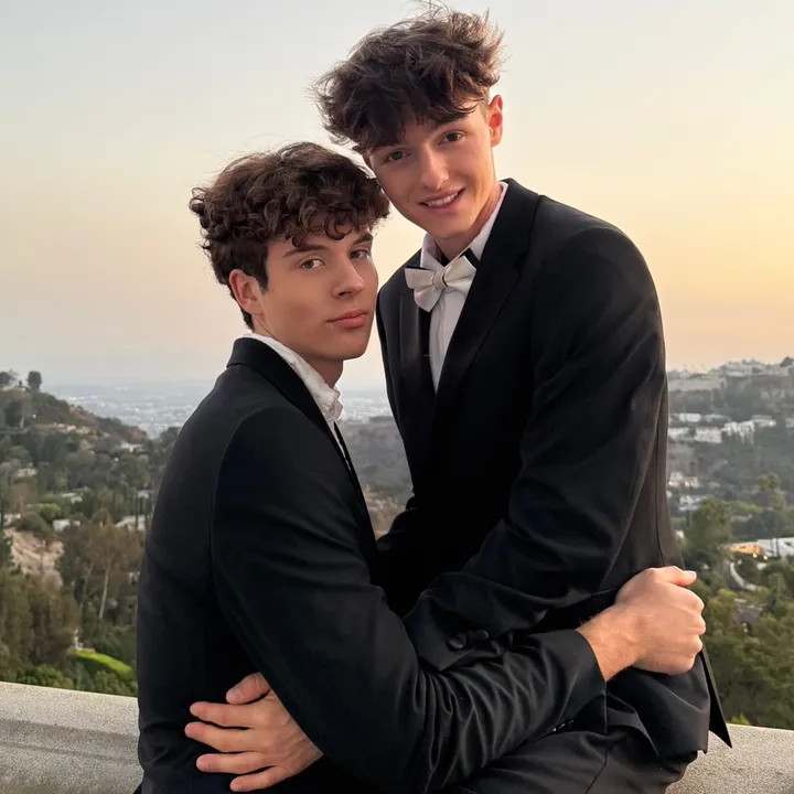 @boysonvacation