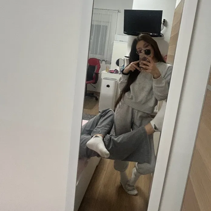 @nikabuni