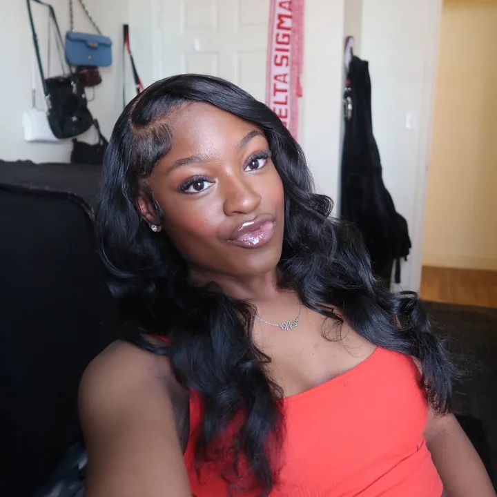shaniajanaee