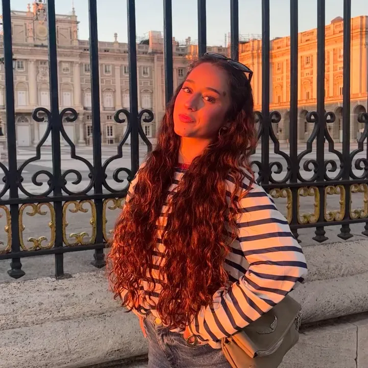 @daniielaamorann_