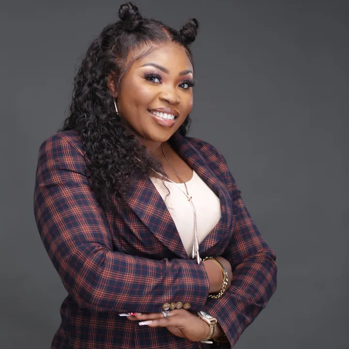 oluyenolamide