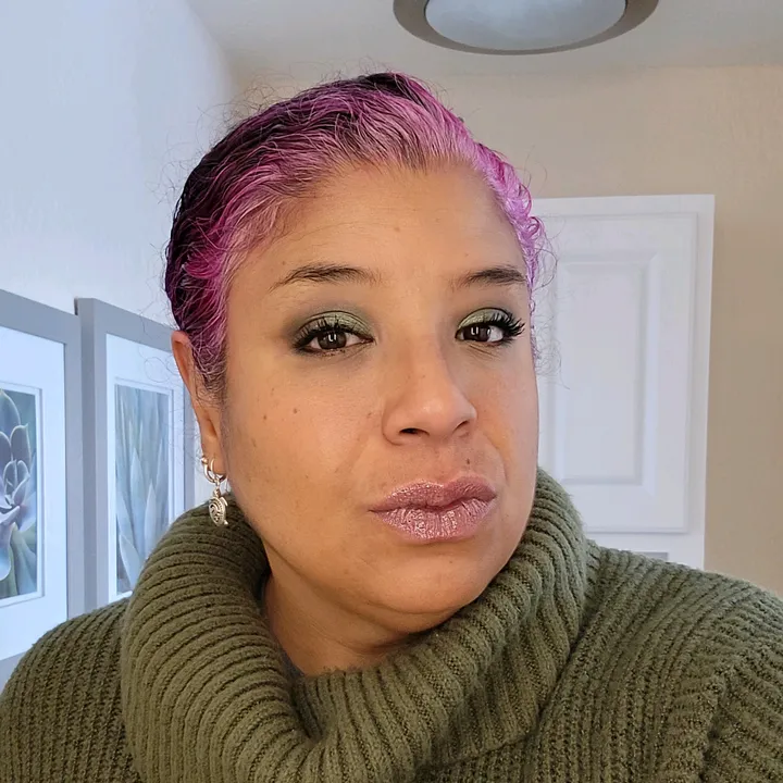 elle_hottermessinc
