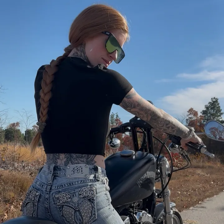 @alliexxbby