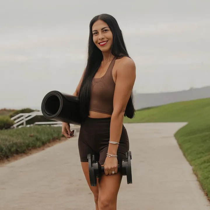 @shapewithjanett