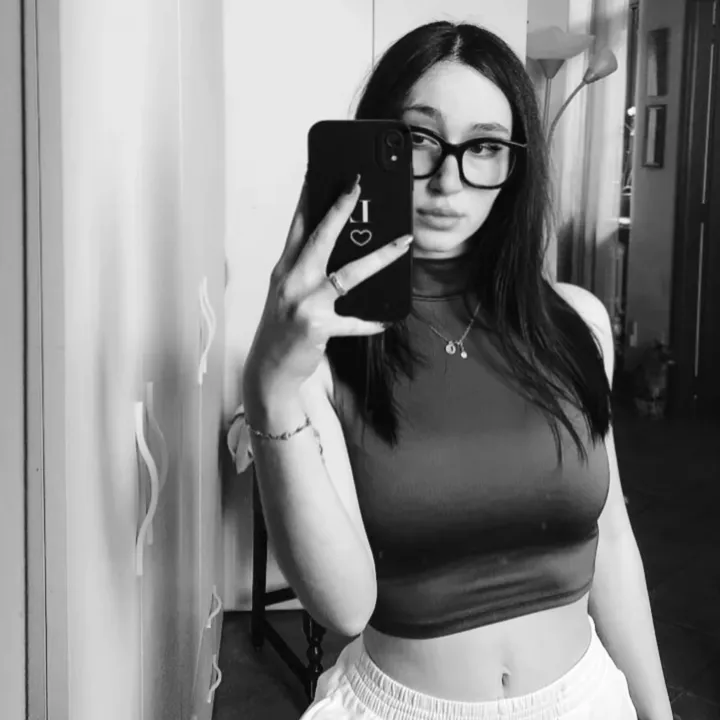 lucy.vivy