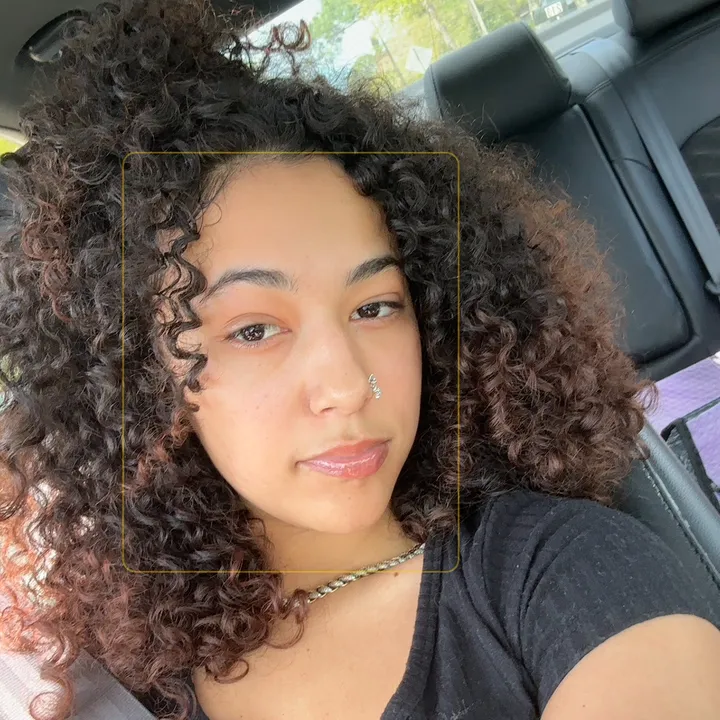 @curlyhead_kyaa